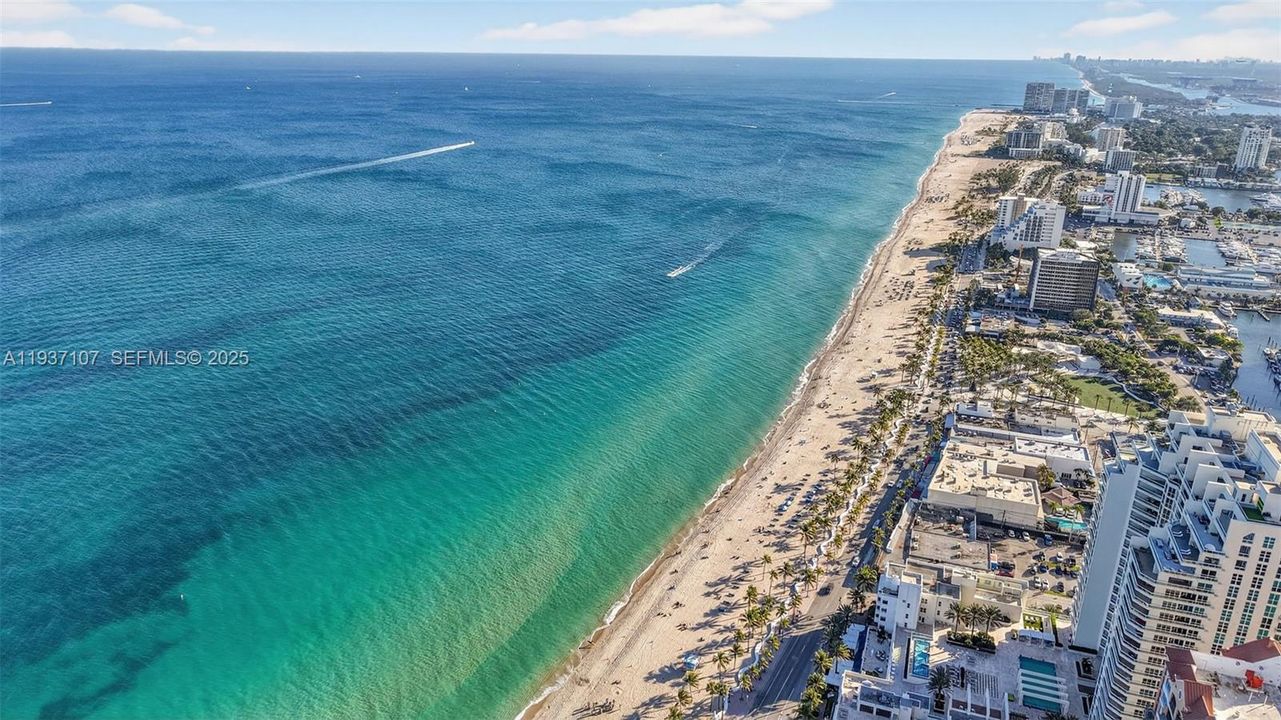 En Venta: $1,100,000 (2 camas, 2 baños, 1722 Pies cuadrados)