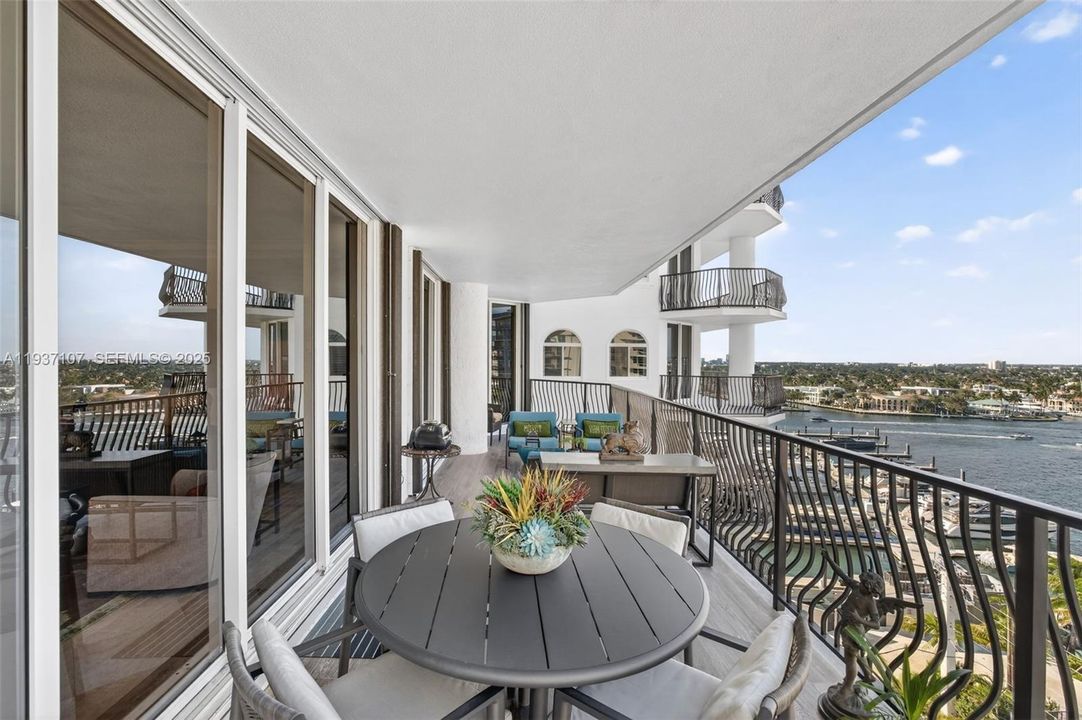 Dine al fresco overlooking yachts at the new marina