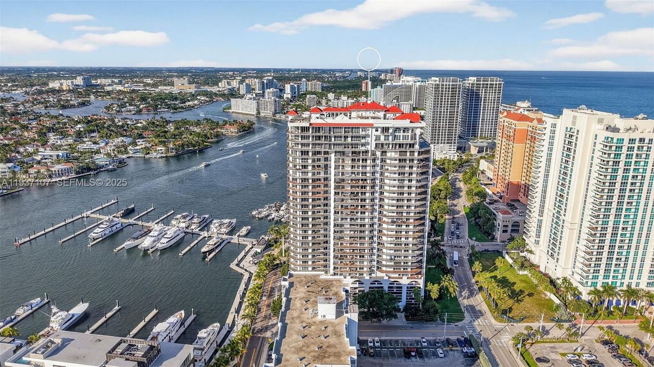 Brand new world-class Las Olas Marina next door, signature fine dining restaurants, boutique retail tenants, state-of-the-art infrastructure improvements, and lush pedestrian-friendly landscape.