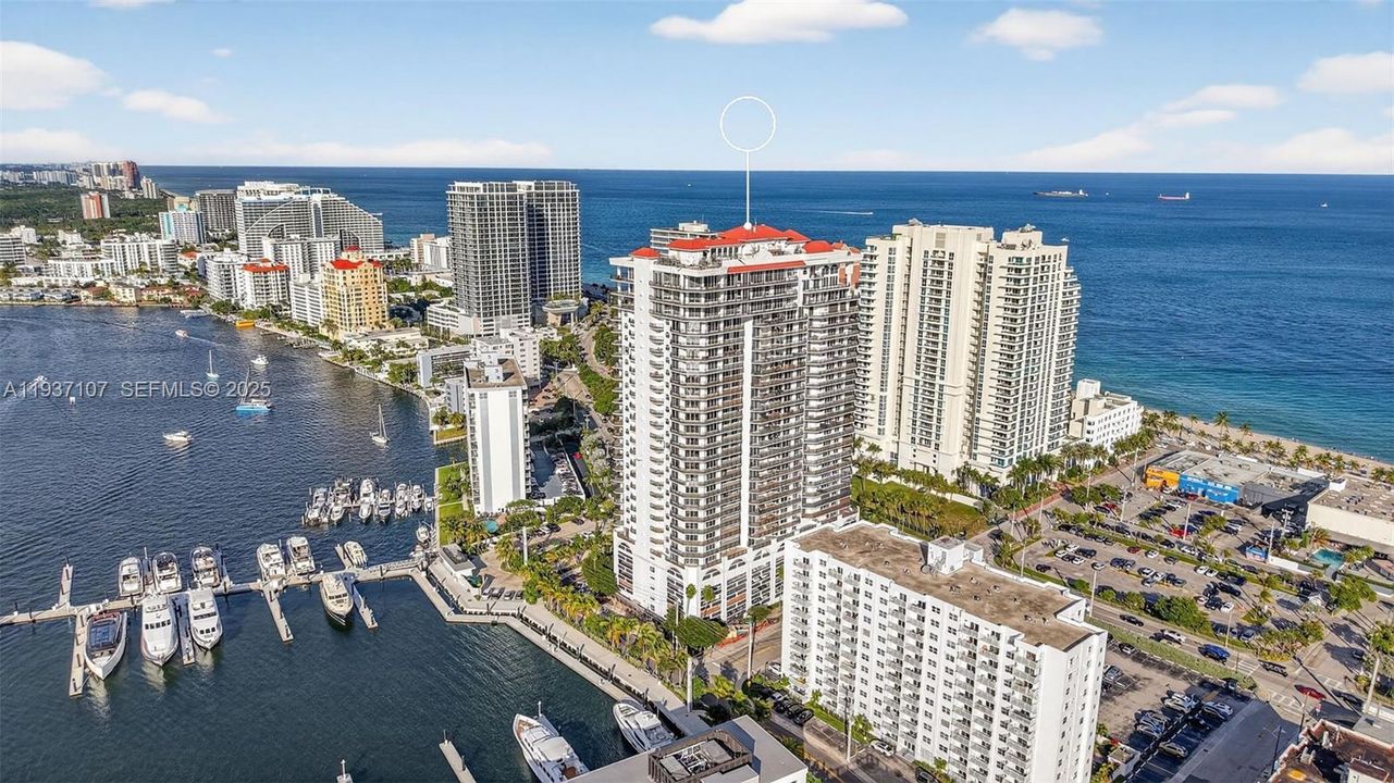 Brand new world-class Las Olas Marina next door, signature fine dining restaurants, boutique retail tenants, state-of-the-art infrastructure improvements, and lush pedestrian-friendly landscape.