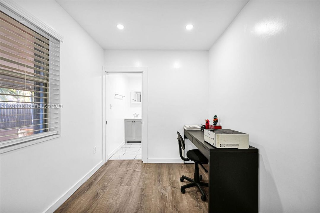 На продажу: $699,000 (3 спален, 3 ванн, 1887 Квадратных фут)