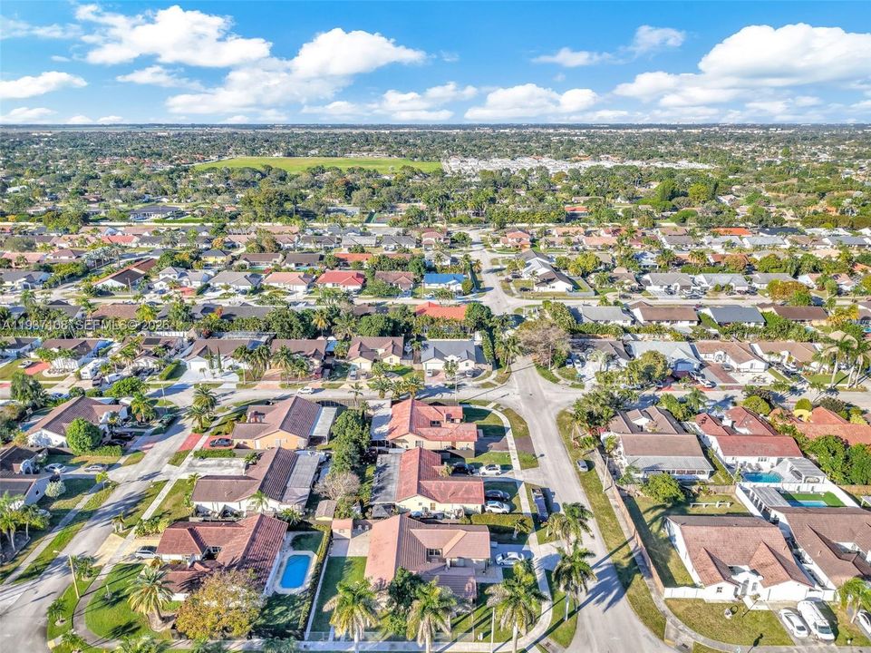 На продажу: $699,000 (3 спален, 3 ванн, 1887 Квадратных фут)