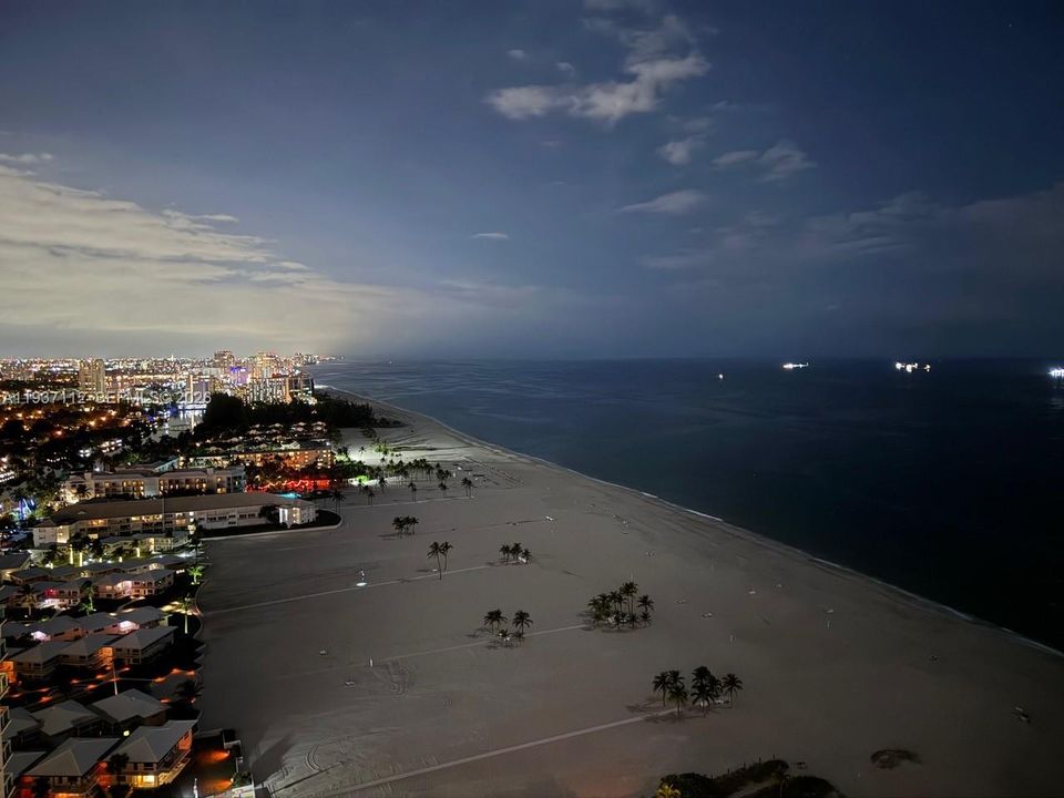 En Venta: $965,000 (2 camas, 2 baños, 1258 Pies cuadrados)