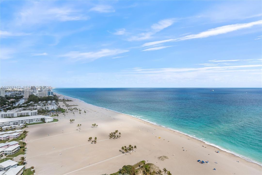 En Venta: $965,000 (2 camas, 2 baños, 1258 Pies cuadrados)