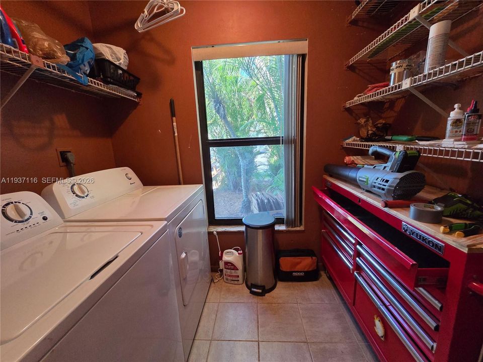 En Renta: $2,350 (2 camas, 2 baños, 954 Pies cuadrados)