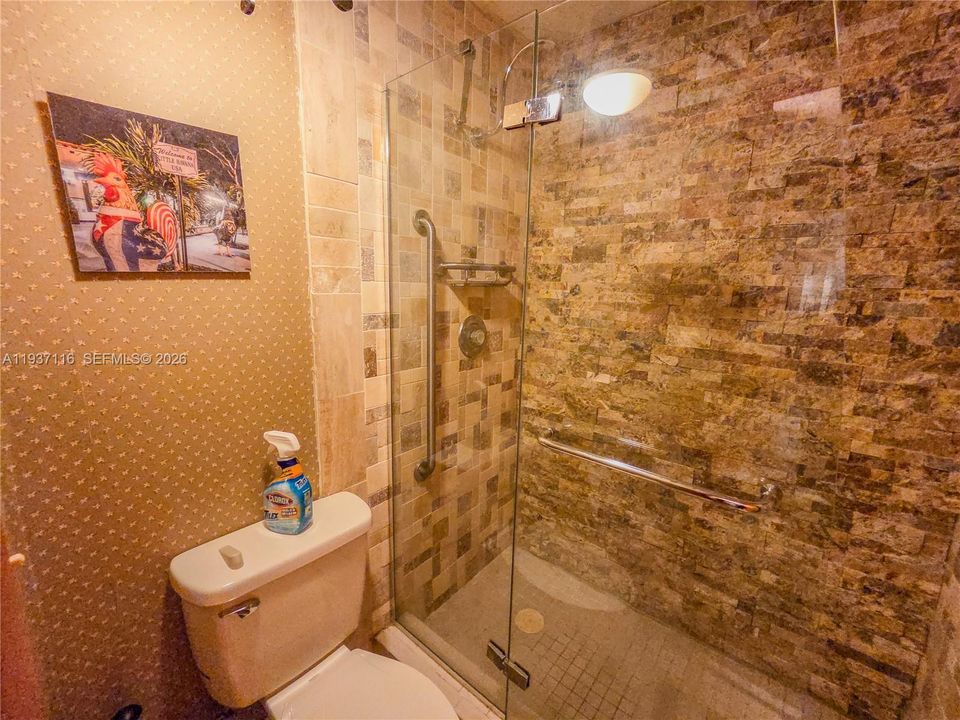 En Renta: $2,350 (2 camas, 2 baños, 954 Pies cuadrados)