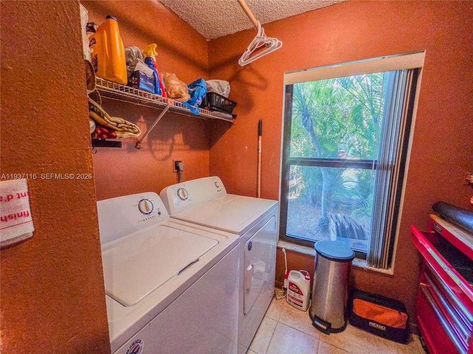 En Renta: $2,350 (2 camas, 2 baños, 954 Pies cuadrados)