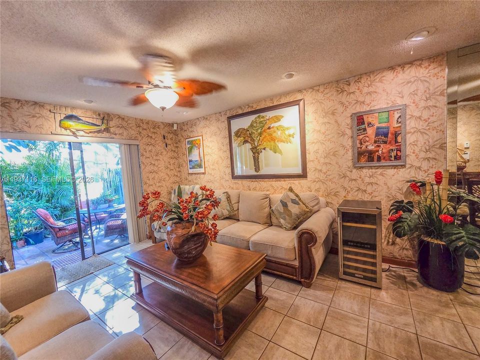 En Renta: $2,350 (2 camas, 2 baños, 954 Pies cuadrados)