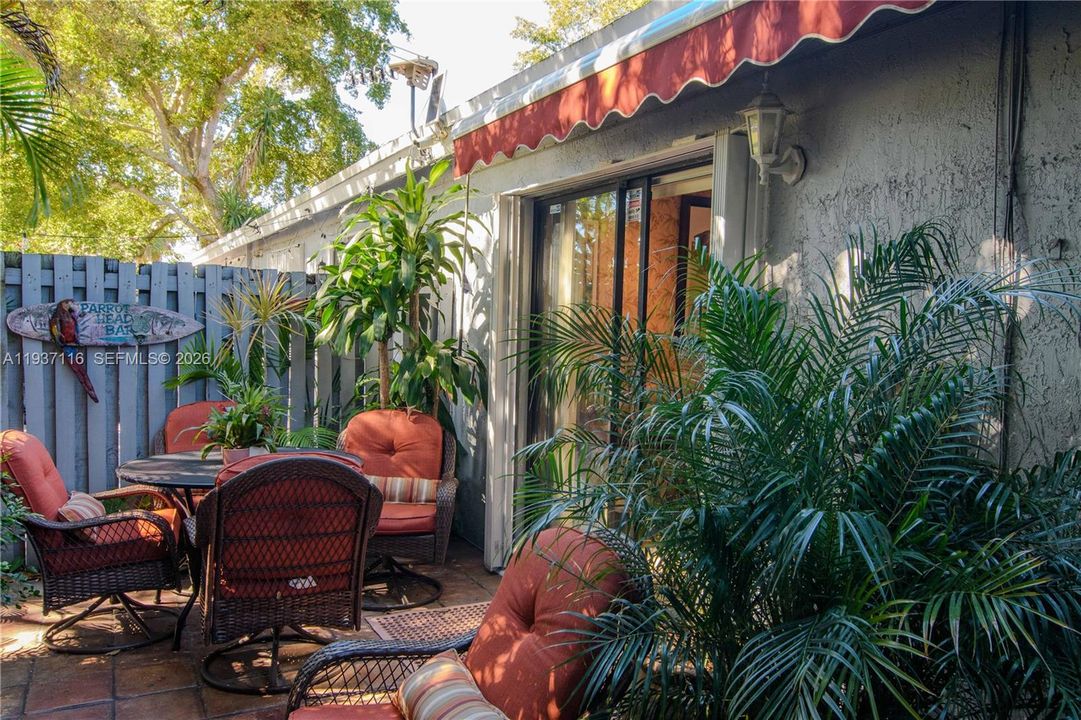 En Renta: $2,350 (2 camas, 2 baños, 954 Pies cuadrados)