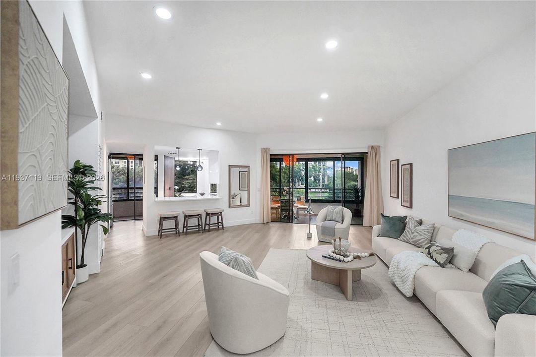 合同活跃: $429,000 (2 贝兹, 2 浴室, 0 平方英尺)