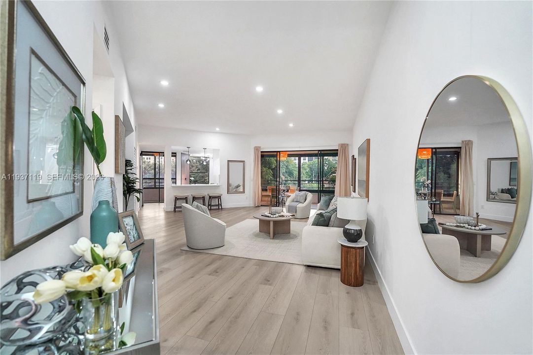 合同活跃: $429,000 (2 贝兹, 2 浴室, 0 平方英尺)