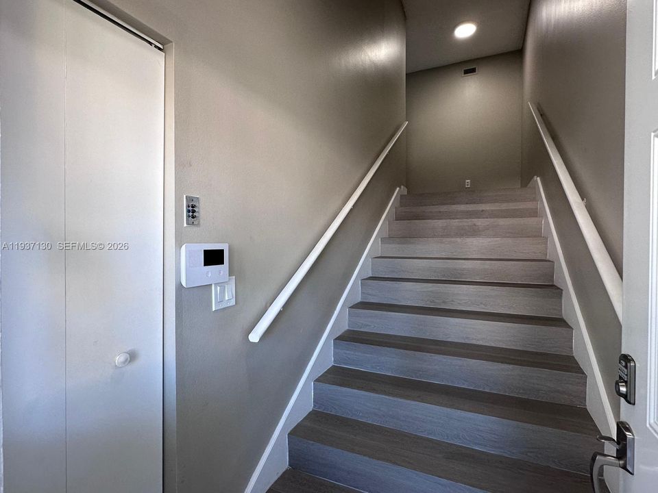 En Renta: $2,100 (2 camas, 2 baños, 1160 Pies cuadrados)