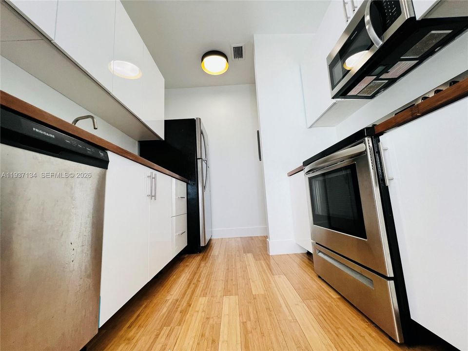 En Renta: $2,450 (1 camas, 1 baños, 900 Pies cuadrados)