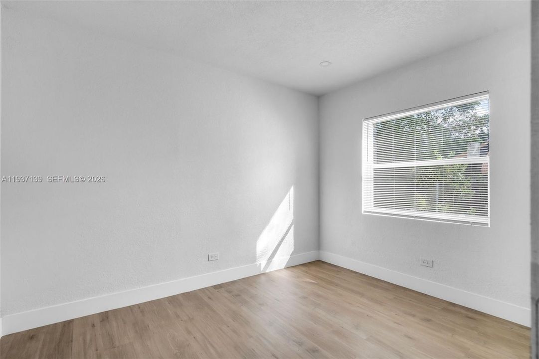 En Venta: $489,999 (3 camas, 2 baños, 1164 Pies cuadrados)