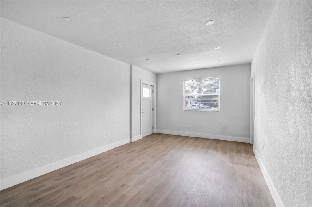 En Venta: $489,999 (3 camas, 2 baños, 1164 Pies cuadrados)