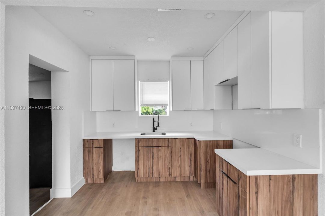 En Venta: $489,999 (3 camas, 2 baños, 1164 Pies cuadrados)