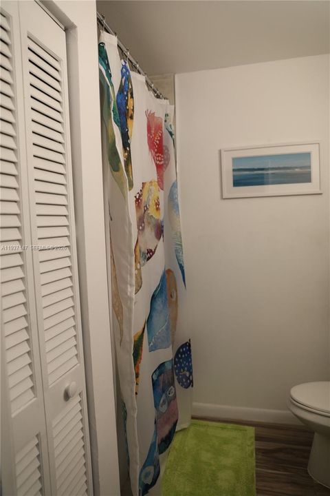 For Rent: $3,200 (2 beds, 2 baths, 1130 Square Feet)