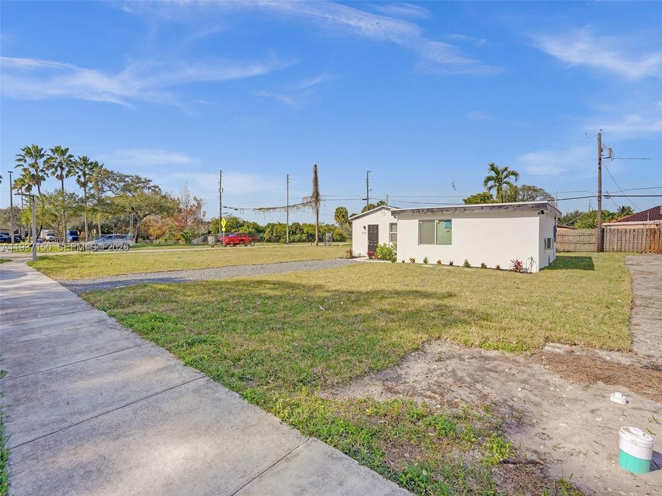 En Venta: $229,999 (0.11 acres)