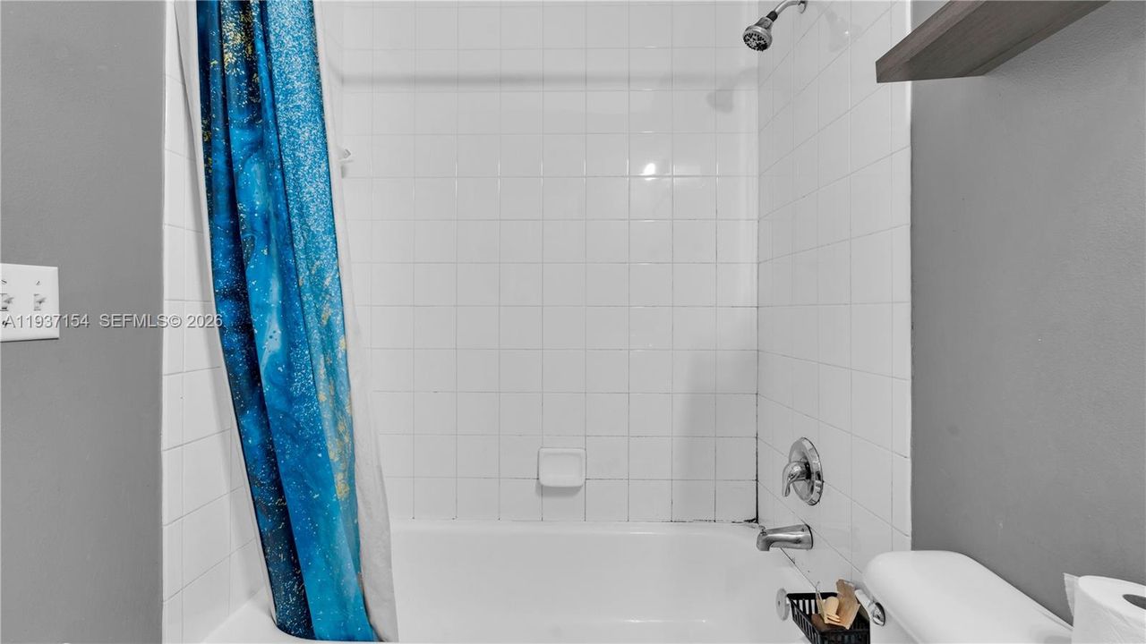 En Venta: $400,000 (3 camas, 2 baños, 1210 Pies cuadrados)