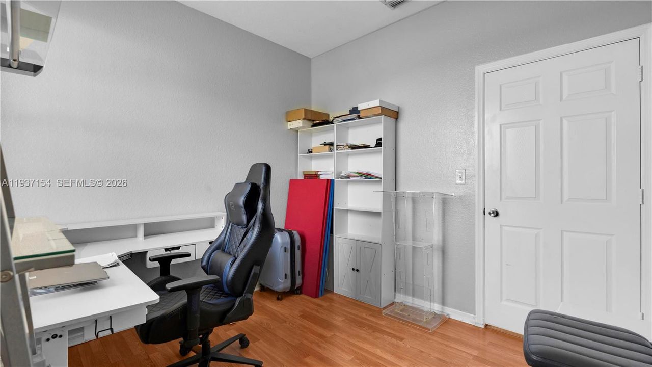 En Venta: $400,000 (3 camas, 2 baños, 1210 Pies cuadrados)