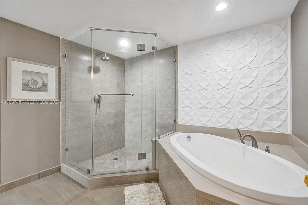 For Sale: $1,275,000 (2 beds, 2 baths, 1575 Square Feet)