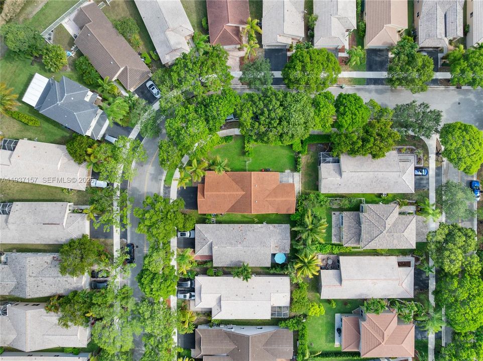 На продажу: $670,000 (3 спален, 2 ванн, 1542 Квадратных фут)