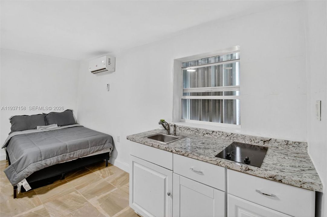 待售: $534,999 (5 贝兹, 3 浴室, 1542 平方英尺)