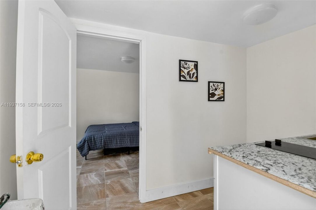 待售: $534,999 (5 贝兹, 3 浴室, 1542 平方英尺)