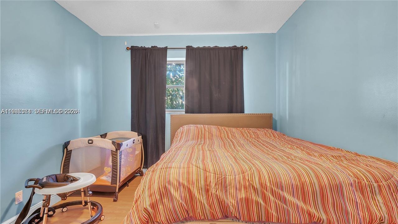 En Venta: $399,000 (3 camas, 2 baños, 1344 Pies cuadrados)