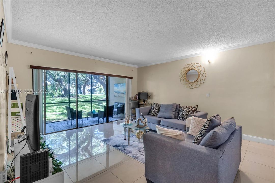 En Renta: $2,250 (2 camas, 2 baños, 1287 Pies cuadrados)