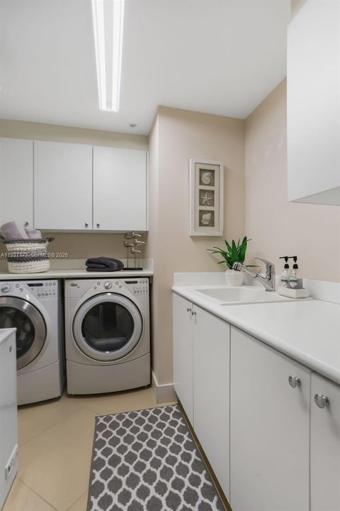 For Sale: $1,060,000 (3 beds, 2 baths, 1815 Square Feet)