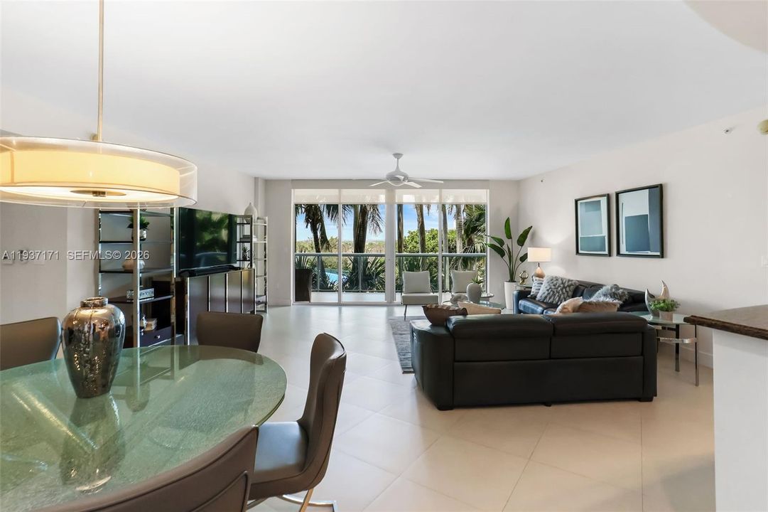 For Sale: $1,060,000 (3 beds, 2 baths, 1815 Square Feet)