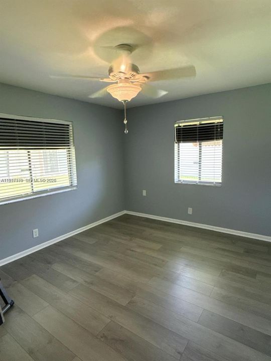 На продажу: $300,000 (2 спален, 2 ванн, 1008 Квадратных фут)