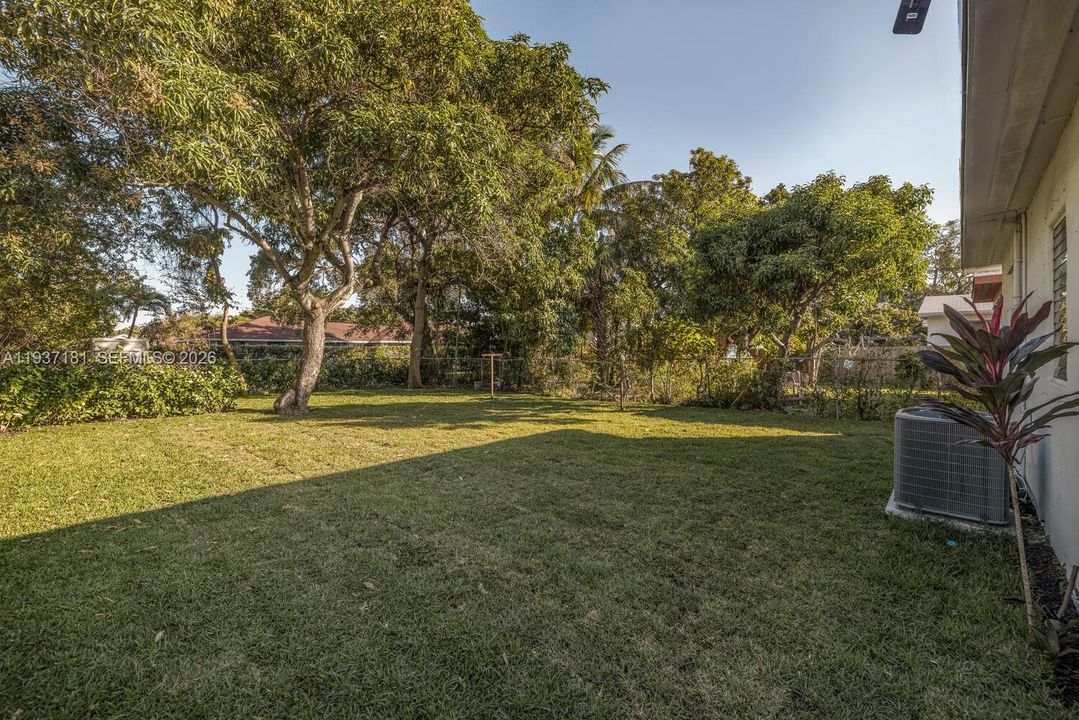 En Venta: $715,000 (3 camas, 1 baños, 1172 Pies cuadrados)