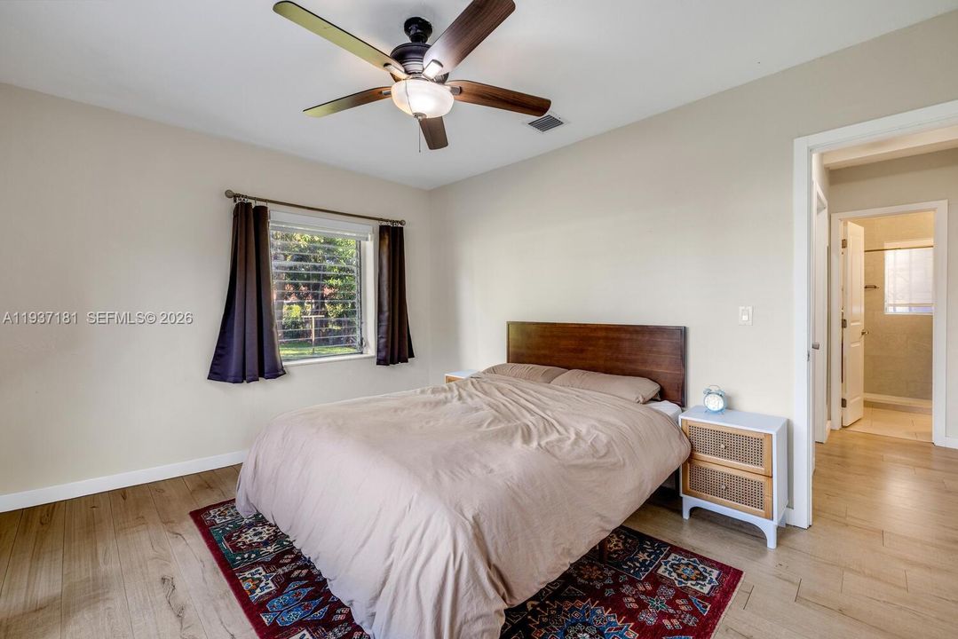 En Venta: $715,000 (3 camas, 1 baños, 1172 Pies cuadrados)