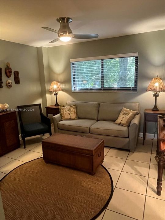 For Rent: $4,994 (2 beds, 2 baths, 1348 Square Feet)