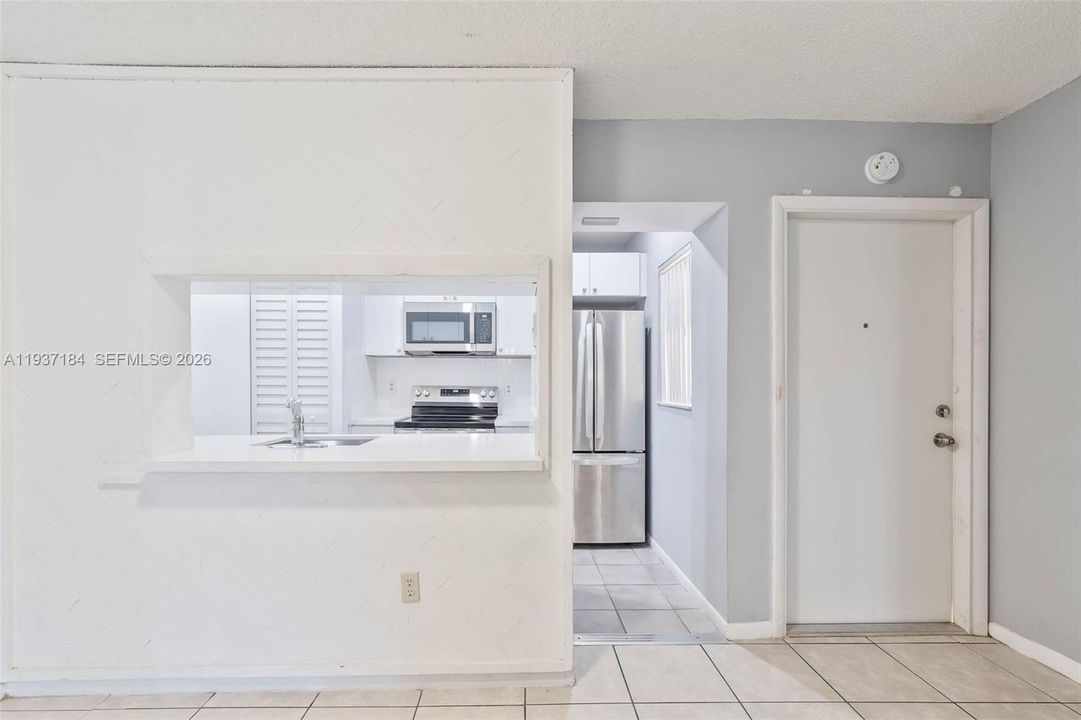 待售: $294,900 (3 贝兹, 2 浴室, 993 平方英尺)