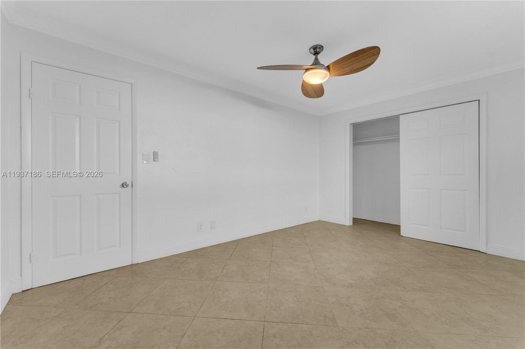 For Rent: $3,500 (3 beds, 2 baths, 1250 Square Feet)