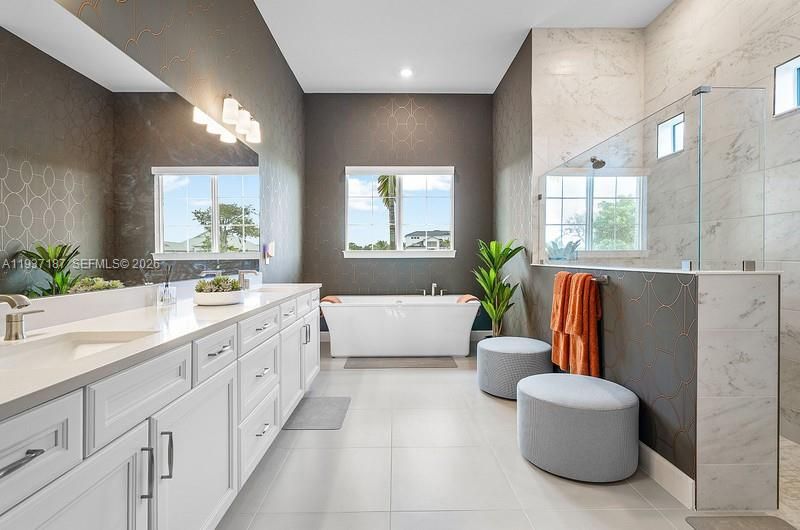 待售: $3,875,000 (4 贝兹, 3 浴室, 3461 平方英尺)