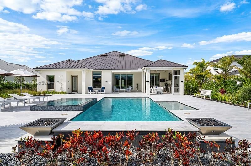 待售: $3,875,000 (4 贝兹, 3 浴室, 3461 平方英尺)