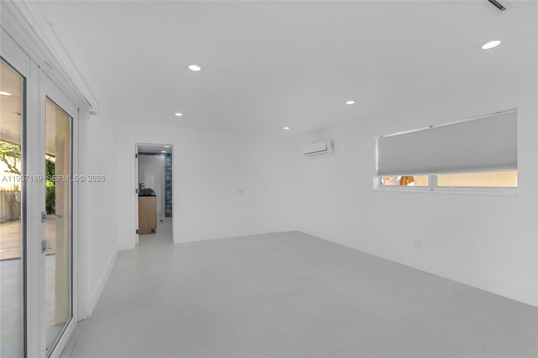 На продажу: $725,000 (3 спален, 2 ванн, 1363 Квадратных фут)