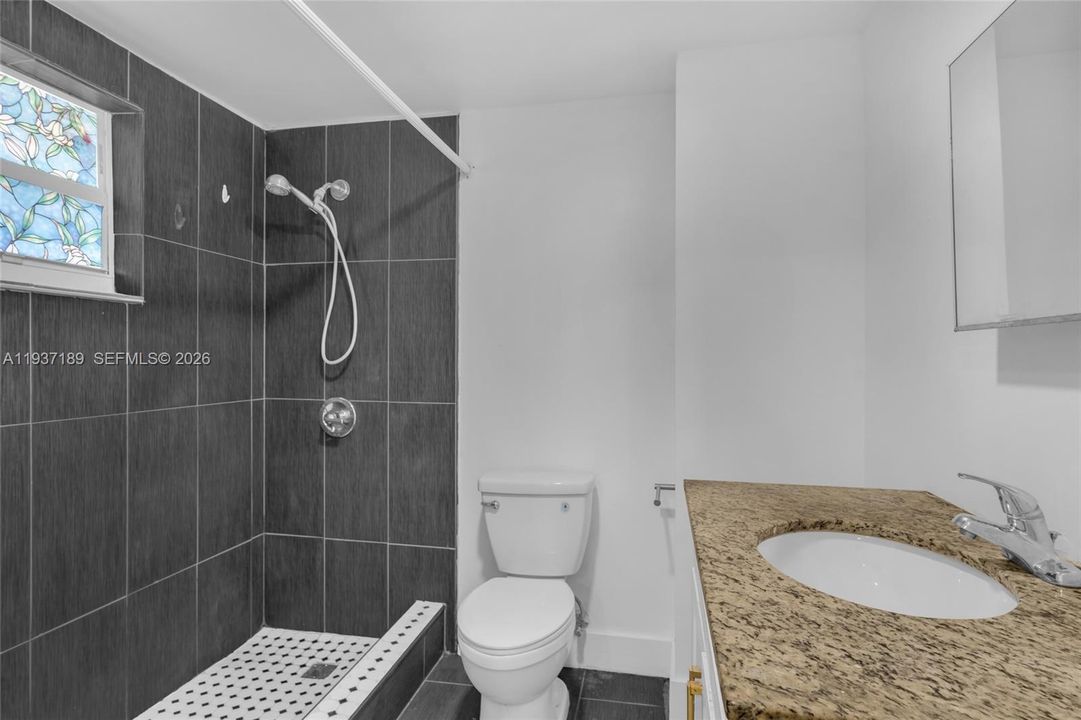 На продажу: $725,000 (3 спален, 2 ванн, 1363 Квадратных фут)