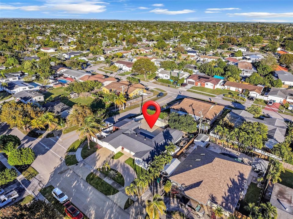 На продажу: $725,000 (3 спален, 2 ванн, 1363 Квадратных фут)