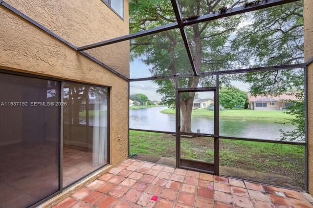 На продажу: $339,000 (3 спален, 2 ванн, 1580 Квадратных фут)