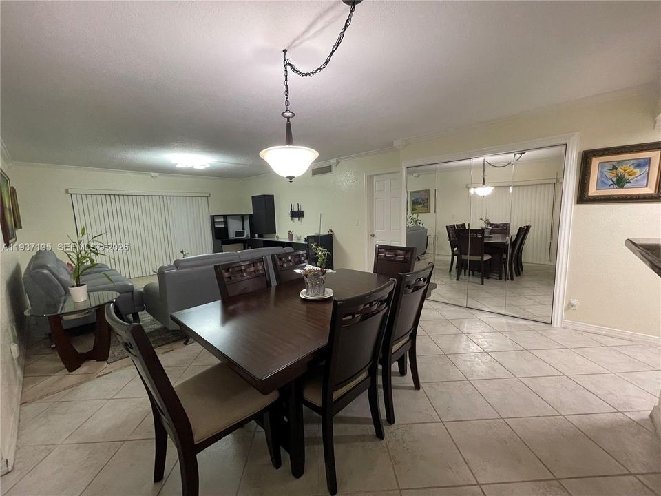 For Sale: $340,000 (2 beds, 2 baths, 1235 Square Feet)