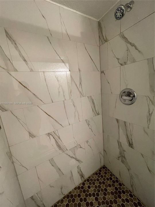 For Sale: $340,000 (2 beds, 2 baths, 1235 Square Feet)