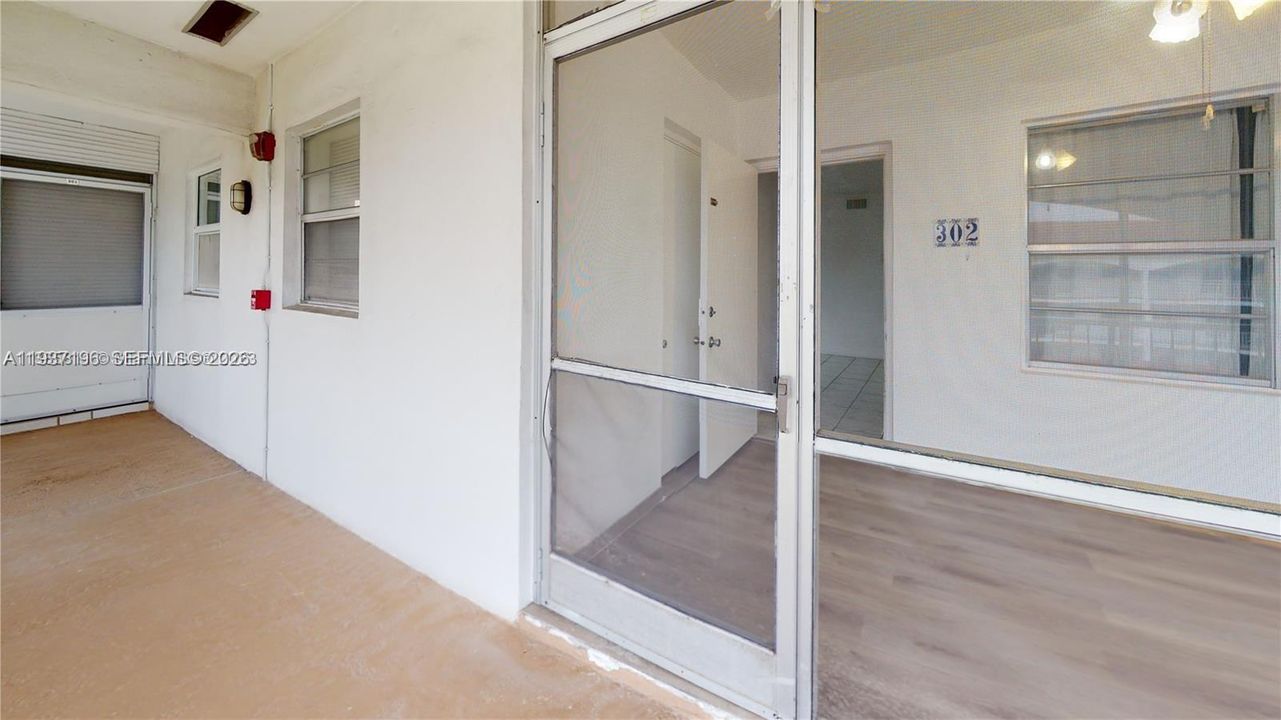 En Renta: $1,900 (2 camas, 2 baños, 1000 Pies cuadrados)