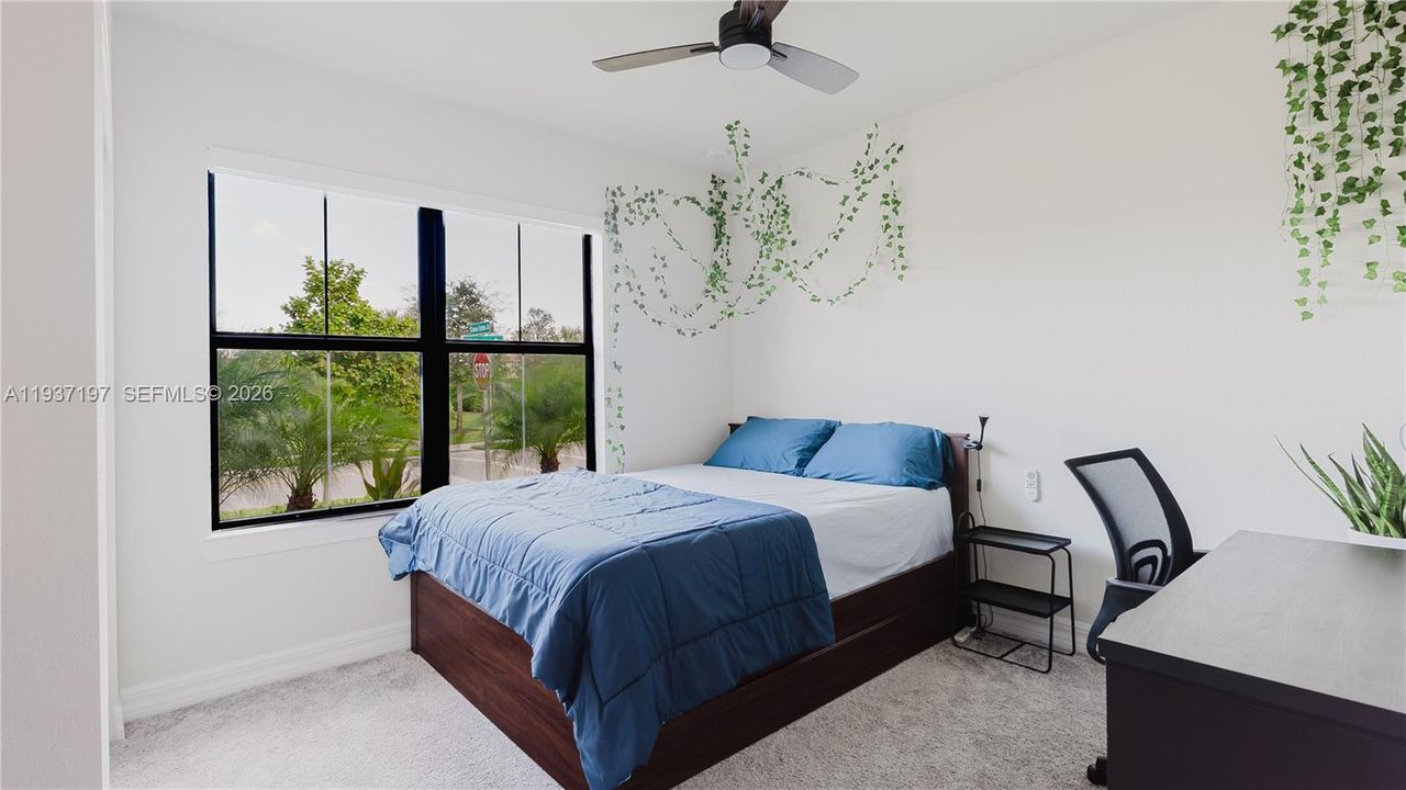 В аренду: $3,850 (4 спален, 2 ванн, 2099 Квадратных фут)