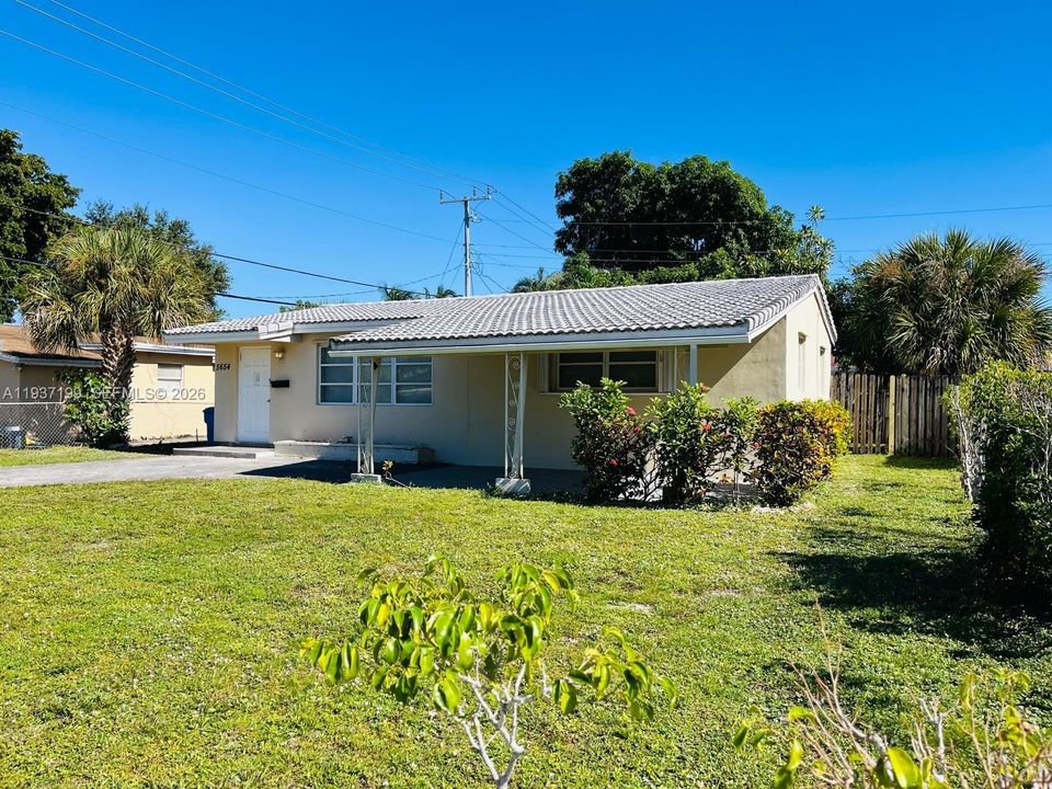 В аренду: $2,750 (3 спален, 2 ванн, 1008 Квадратных фут)