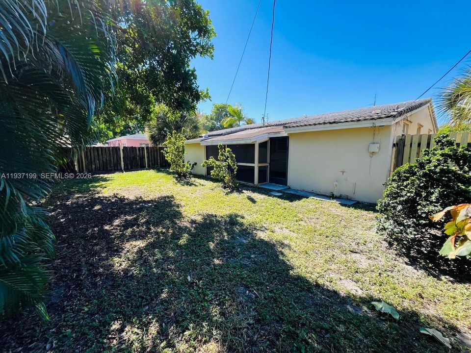 В аренду: $2,750 (3 спален, 2 ванн, 1008 Квадратных фут)